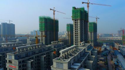 丹河藍(lán)灣項(xiàng)目建設(shè)穩(wěn)步推進(jìn)，多棟住宅樓陸續(xù)封頂